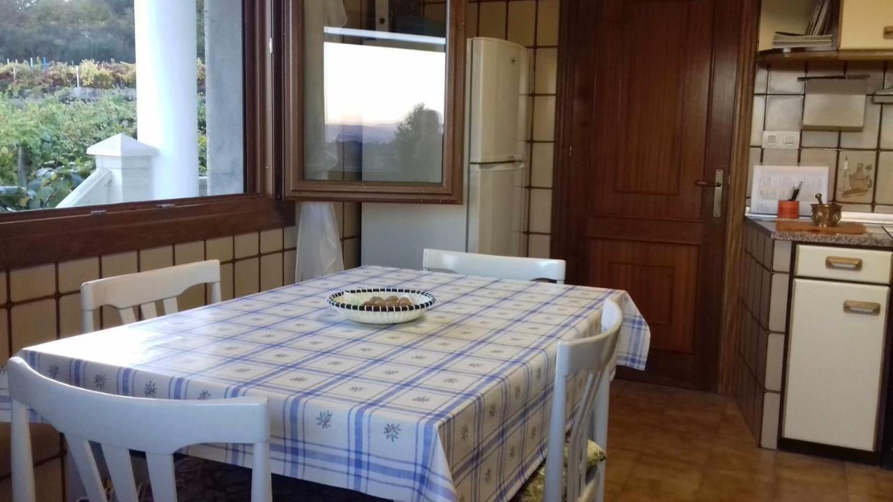 Villa Con Piscina En Panton Ribeira Sacra Galicia Ideal Para Familias Exterior photo